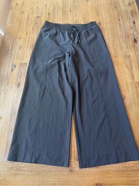 Ivivva by Lululemon Girls Black Wide Leg Pants size 14